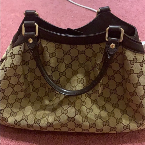 Authentic Gucci Handbag - Picture 2 of 4